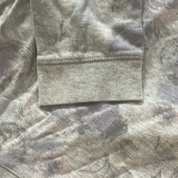 Relativity Brand crewneck 2X - Picture 3 of 6